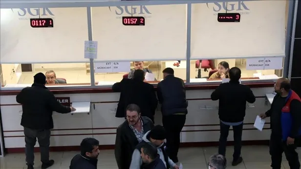 EYT başvuruları 600 bini geçti! SGK'ya emeklilik başvurusu yağıyor: İlk maaşlar ne zaman yatacak?-8