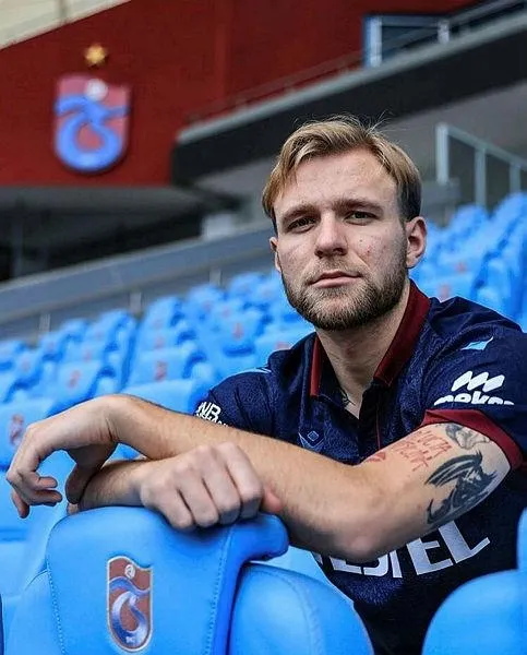 gedson-adim-adim-galatasarayda-a-bola-benfica-ve-gsaray-arasindak-i-anlasmanin-yakin-oldugunu-yazdi-1641854397682.jpeg Gedson adım adım Galatasaray'da! A Bola, Benfica ve G.Saray arasındak i anlaşmanın yakın olduğunu yazdı-8