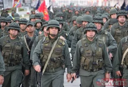Venezuela ordusu Maduro’ya destek için sokağa çıktı