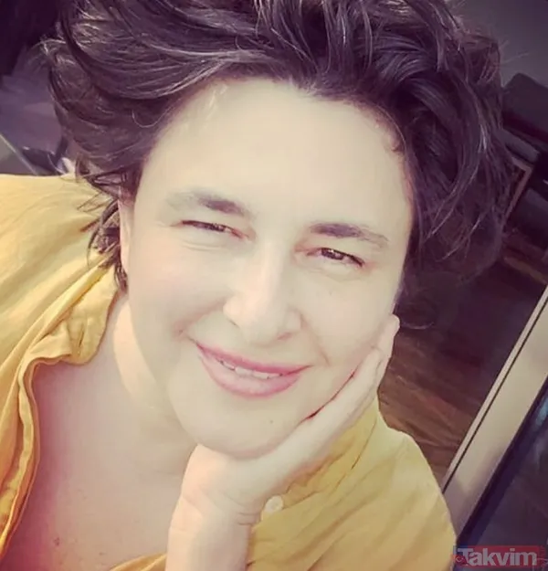 Esra Dermancıoğlu 'insanları çıplak hayal ederim bir de tuvalette!' Yatak paylaşımıyla olay yaratan Esra bu kez... - 10