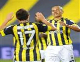 Fenerbahçe 'transfer spekülasyonları' dedi ama...