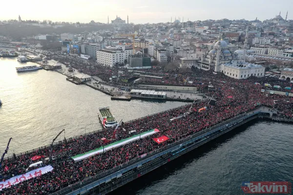 Galata'dan şehitlerimiz ve Filistin için dünyaya haykırış... İsimleri tek tek okundu | Tarihi günden tarihi kareler! - 44
