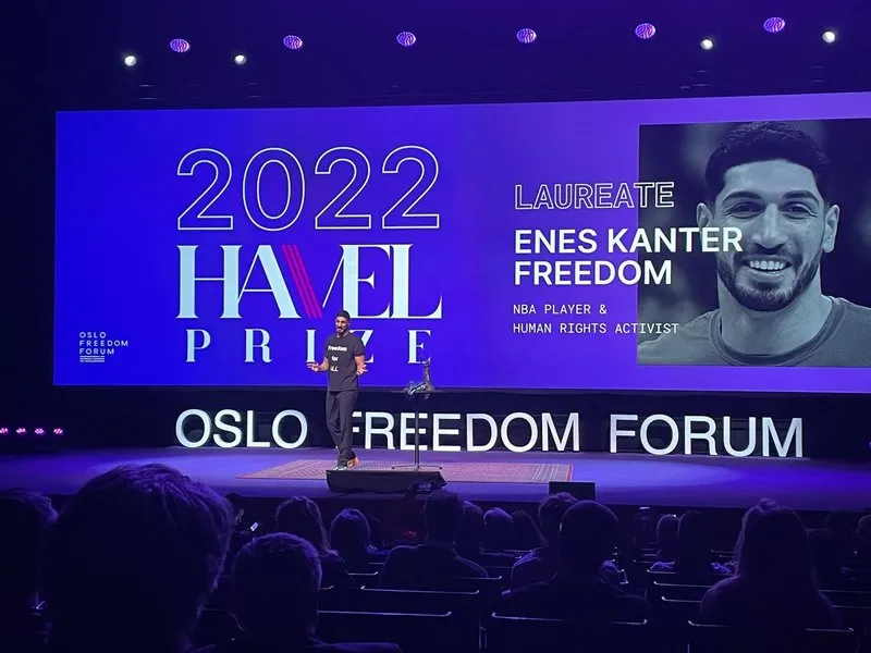 FETÖ'cü Enes Kanter Oslo Özgürlük Forumu'nda!