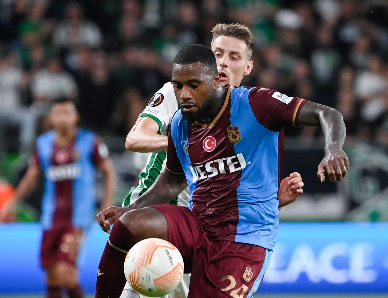 Stefano Denswil mesaisi sürüyor