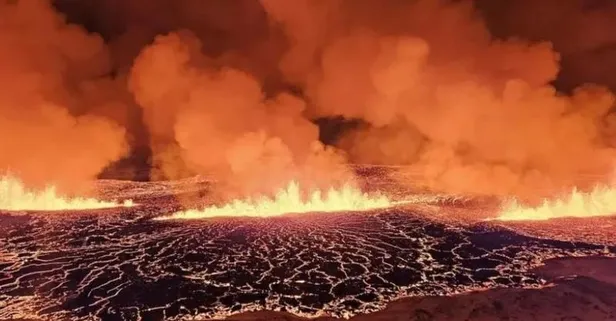 İzlanda’da yanardağ patlaması! Gökyüzü kırmızıya boyandı: Grindvik’in 42 kilometre ötesinden bile görülebiliyor