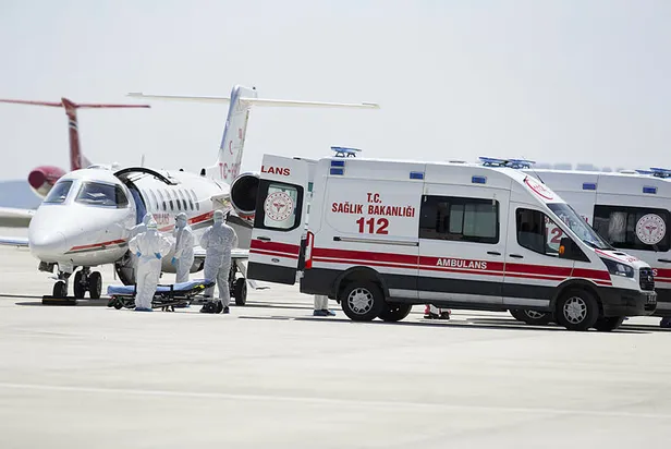 İsveç'teki Türk hasta Emrullah Gülüşken ambulans uçakla Ankara'ya getirildi-6