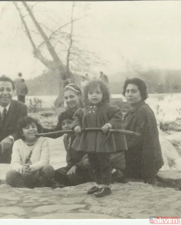 İpuçları bizden tahmin etmesi sizden! Fotoğraftaki ünlü şarkıcıyı tanıdınız mı? - 5