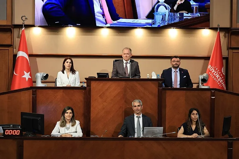 chpli-ibbden-ogrenci-yurtlarina-zam-karar-chp-oylariyla-gecti-1781191516697.jpeg CHP’li İBB’den öğrenci yurtlarına zam: Karar CHP oylarıyla geçti-5