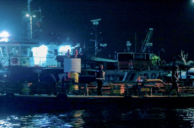 İstanbul'daki akaryakıt çetesini 'evsiz' kılığındaki polis çökertti! - 3