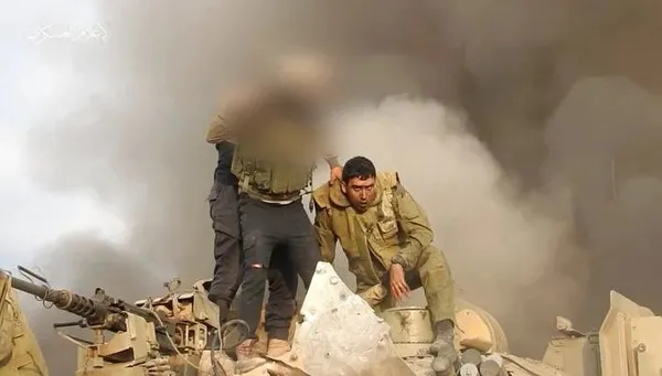 hamas-israil-askerlerini-esir-aldi-1696698421355.jpeg