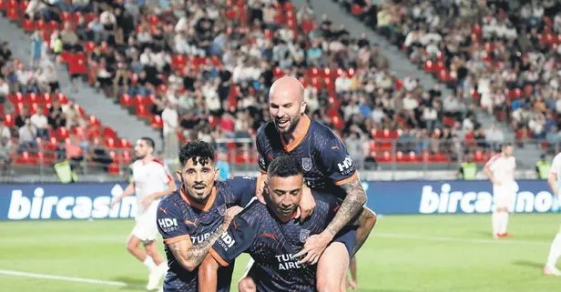 Başakşehir Iberia’yı yendi tur kapısını araladı!