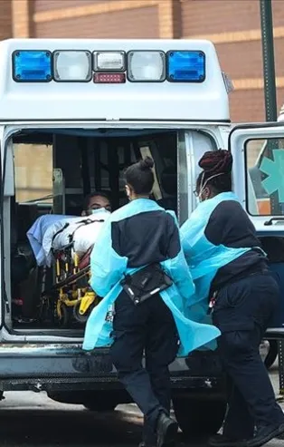 ABD'de can kaybı artıyor! 215 bini aştı