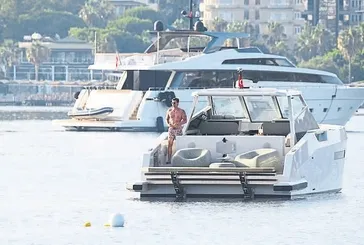 Kıvanç Tatlıtuğ 12 metrelik teknesini 16 metreye çıkardı