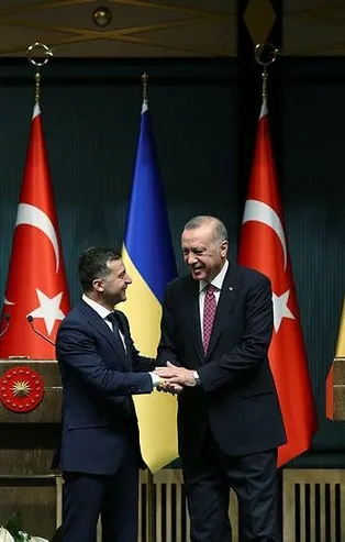 Ukrayna Devlet Başkanı Zelenskiy’nin yeni yıl konuşmasında 'Türkiye' detayı! Başkan Erdoğan'la görüntüsü yer aldı