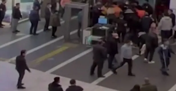 AVM'de ortalık karıştı: Yumruk yumruğa kavga
