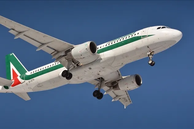 İtalya'nın bayrak taşıyıcı havayolu firması Alitalia faaliyetlerini sonlandırdı