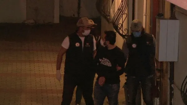 Son dakika: İstanbul’da eşzamanlı FETÖ operasyonu çok sayıda gözaltı var-3