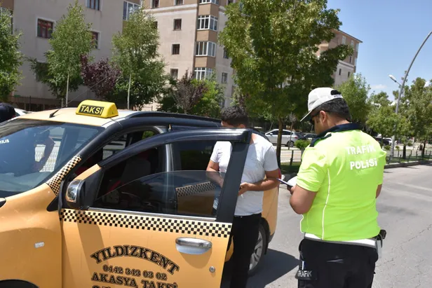 Emniyetten 81 ilde taksi denetimi: Bin 551 taksi şoförüne para cezası-4