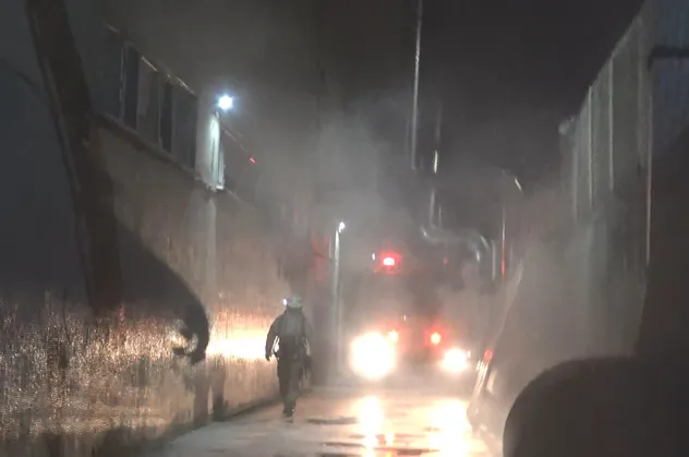 Avcılar'da 4 katlı fabrikada korkutan yangın