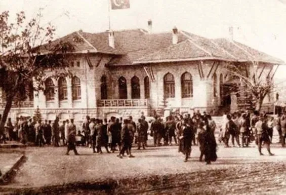Cumhuriyet'in kuruluş belgesi ilk kez ortaya çıktı-4