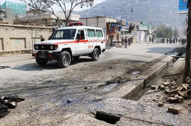 Afganistan'da bombalı saldırı: 6 ölü