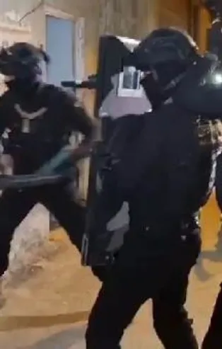 Adana'da DEAŞ'a şafak baskını