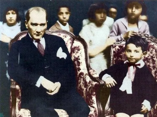 10-kasim-ataturku-anma-mesajlari-ve-sozleri-en-kaliteli-ve-guzel-ataturk-fotograflari-1604945217171.jpg