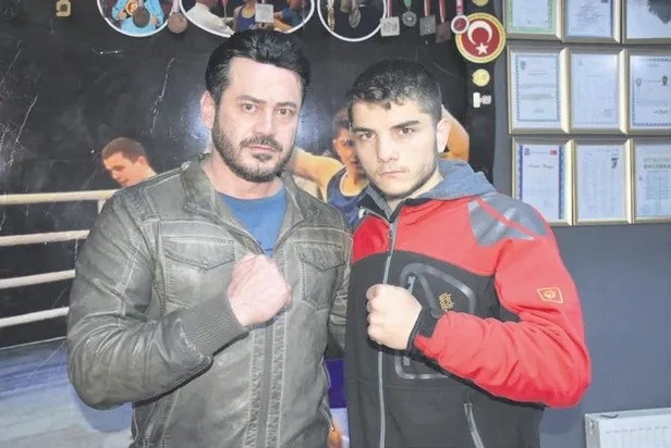 Milli boksör Enes Refik Çiftçi gri pasaportu olmasına rağmen Belçika'ya alınmadı! Enes Refik Çiftçi fiziksel ve sözlü işkenceye maruz kaldı-1