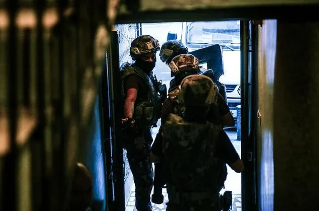 Diyarbakır merkezli 5 ilde 'Narko-terör' operasyonu: 105 gözaltı kararı