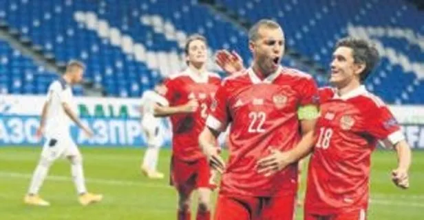 Rusya Sırplar’ı üç golle geçti