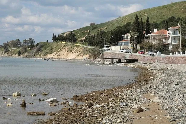 İzmir'de meydana gelen doğa olayı yürekleri ağza getirdi-3