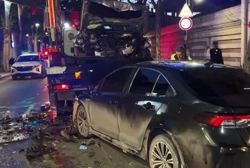 Beşiktaş’ta feci kaza: Otomobiller kafa kafaya çarpıştı, 22 yaşındaki öğrenci hayatını kaybetti