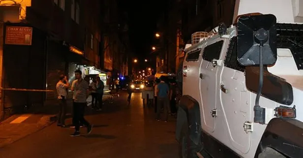 Diyarbakır’da kanlı hesaplaşma! Otomobile çapraz ateş