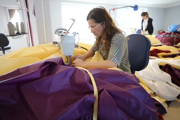 tanesi-100-bin-euro-kapadokyada-sicak-hava-balonu-yapan-firmalar-yuzde-100-yerli-kumas-icin-kollari-sivadi-1634896819468.jpg Tanesi 100 bin euro! Kapadokya'da sıcak hava balonu yapan firmalar yüzde 100 yerli kumaş için kolları sıvadı-9