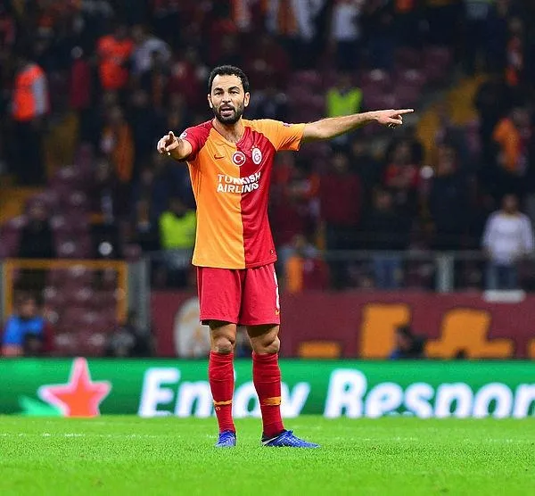 Şimdi sıra sizde! Galatasaray taraftarı 'maaş' için topu Selçuk İnan'a attı...-2