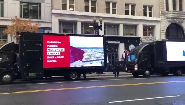 Başkan Erdoğan’ın ABD ziyareti öncesi Washington sokaklarında dikkat çeken görüntü