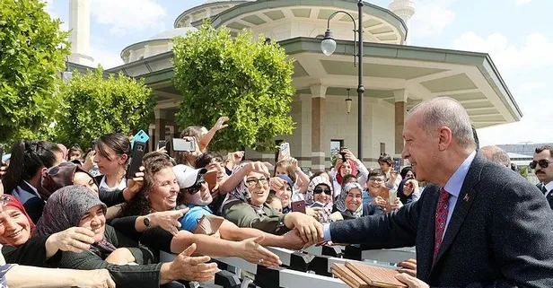 Başkan Erdoğan'a vatandaşlardan sevgi seli
