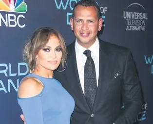 Aşkları kapak oldu