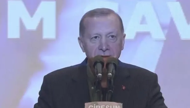Başkan Erdoğan'dan muhalefete oturma düzeni göndermesi: Boy sırasına göre mi oturacaklar?