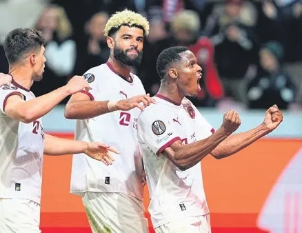 Sturm Graz 2-0 mağlup