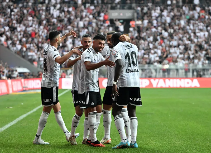 Beşiktaş Kayserispor karşısında geri dönmeyi bildi! - 2