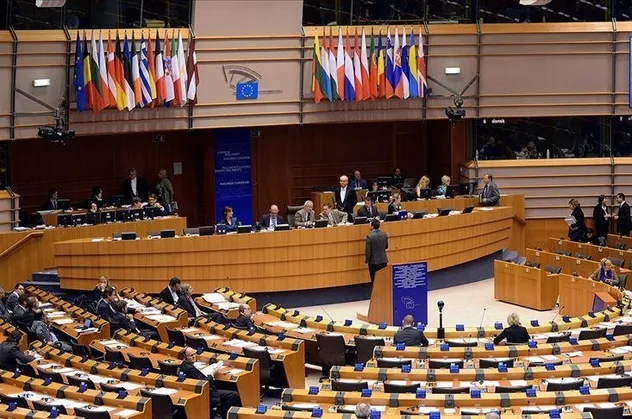 AB'den Ukrayna için 'aday ülke' kararı!