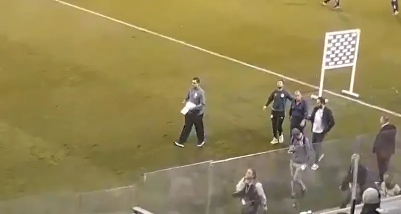 Panathinaikos, Aris'e yenilerek şampiyonluk şansını zora soktu! Fatih Terim çılgına döndü telefonu yere fırlattı-6