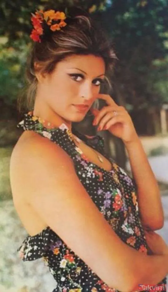 Yeşilçam’ın en güzel kadınlarından Gülşen Bubikoğlu ‘nostalji’ deyip göğüs dekoltesiyle paylaştı! 67’lik Gülşen’in son hali... - 9