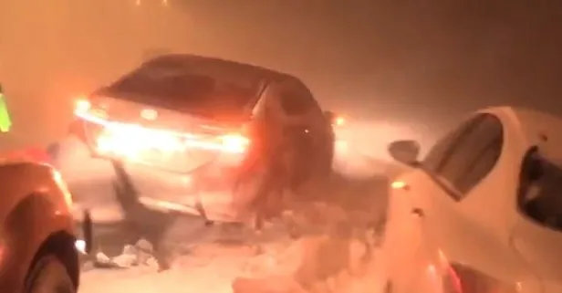 Son dakika: Erzurum’da şiddetli kar ve tipi! Onlarca araç mahsur kaldı