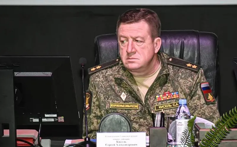 rusyanin-suriyedeki-birliklerinin-komutani-sergei-kisel-gorevden-mi-alindi-1733082526701.jpeg