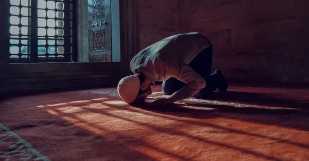 İstanbul namaz vakitleri: Öğlen ve akşam ezanı kaçta okunuyor?