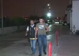 Bekçilik sınavını kazanamayınca bekçi kıyafeti giyip, ruhsatsız silahla gezerken polise yakalandı