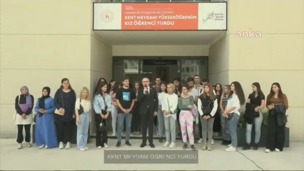 chpnin-yalanlarla-dolu-egitim-vizyonu-bitmemis-ogrenci-yurdunu-torenle-actilar-1666211482118.jpeg CHP'nin yalanlarla dolu eğitim vizyonu: Bitmemiş öğrenci yurdunu törenle açtılar!-3