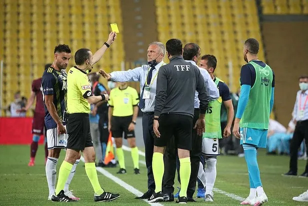 Kadıköy'de gergin anlar! Kırmızı kart gören Emre Belözoğlu'ndan Cüneyt Çakır’a şok sözler: Allah’tan kork-2